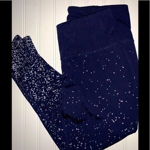 Kimberly blue speckled cropped leggings size medium